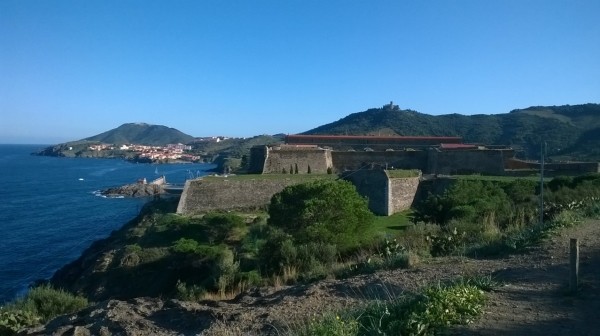 Randonnées Pyrénées Orientales Le fort Carré